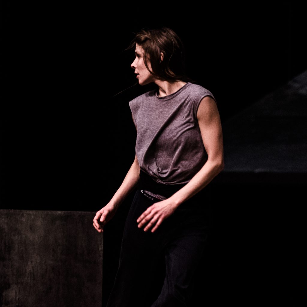 Kathrina Wilke ist Teil des Tanz und Performance Netzwerk Schleswig-Holstein | Foto von Christopher Schmidt