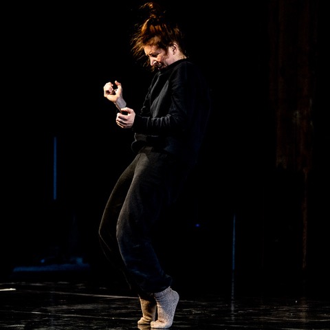 Miriam Flick ist Teil des Tanz und Performance Netzwerk Schleswig-Holstein | Foto von Peter van Hessen