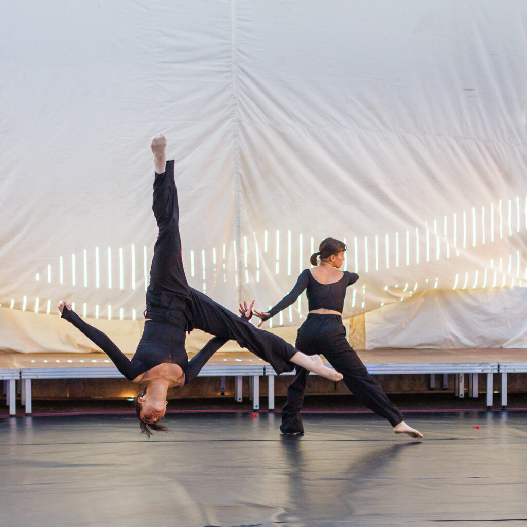 Stela Korljan ist Teil des Tanz und Performance Netzwerk Schleswig-Holstein | Foto von Tilman Köneke
